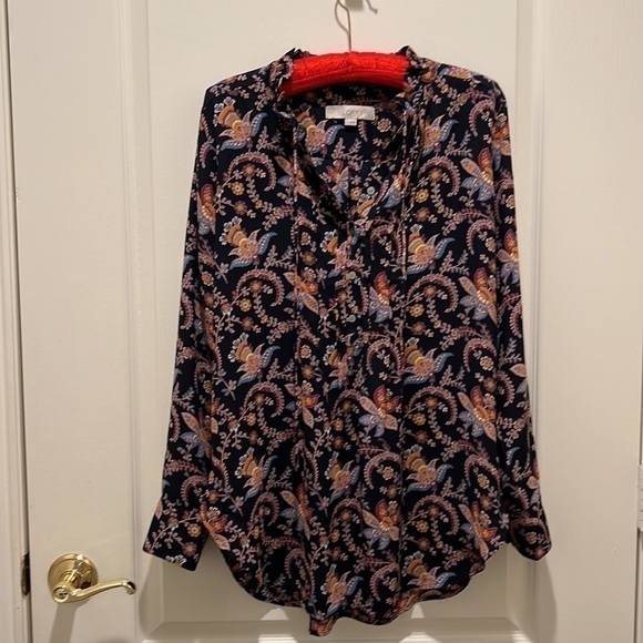 LOFT Garden Pintucked Tunic Blouse Floral size: Small - Picture 5 of 8